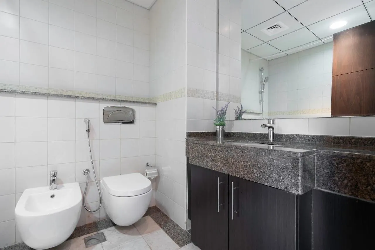 Guestready - Monochromatic Adventure Apartment Dubai